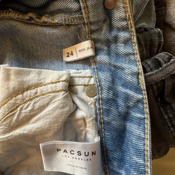 PacSun Blue Mom Jean Distressed Jeans - Picture 4 of 4